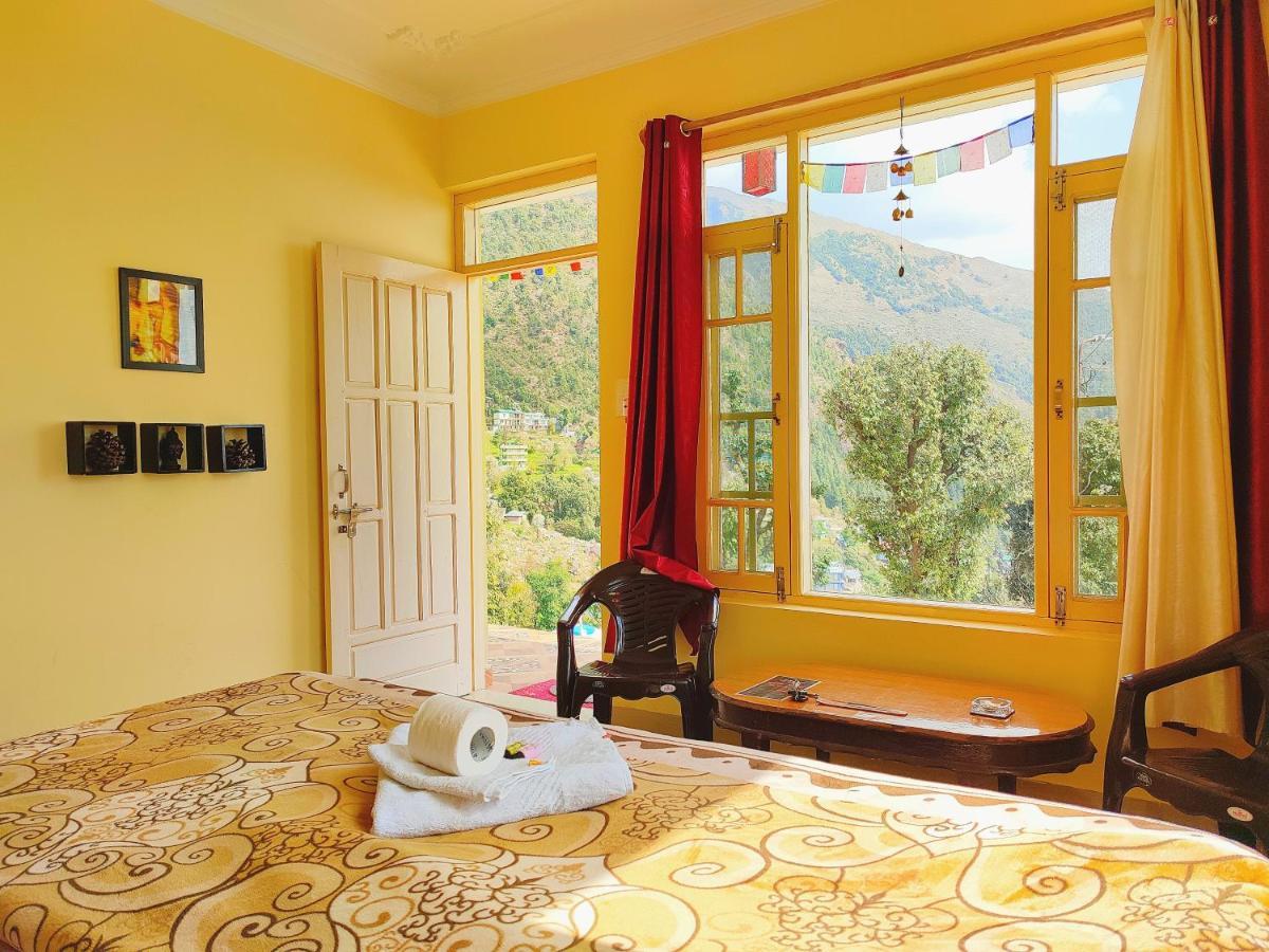 The Unmad, Dharamkot Hotell Dharamshala Exteriör bild