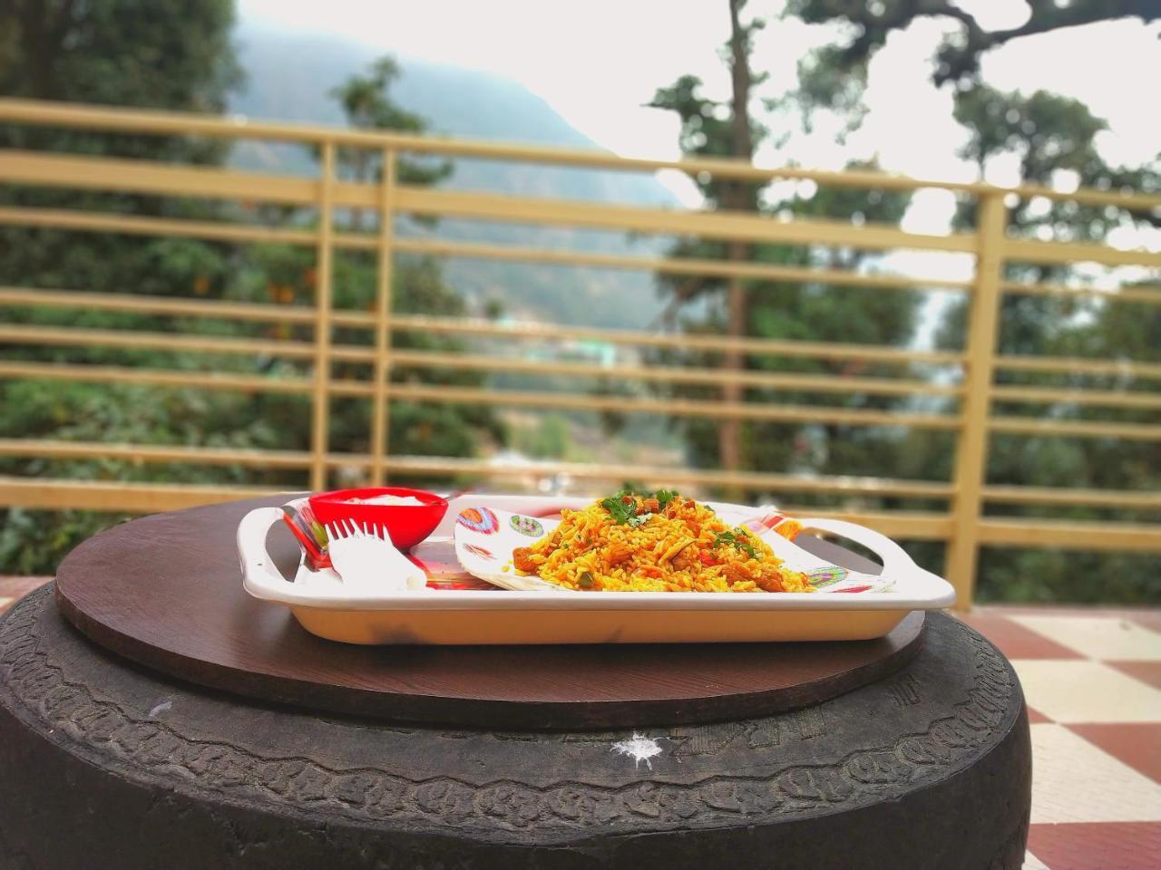 The Unmad, Dharamkot Hotell Dharamshala Exteriör bild